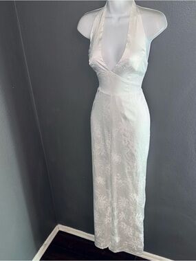 Lulus Satin Floral V-Neck Sexy White Jumpsuit Bridal Wedding Womens Medium